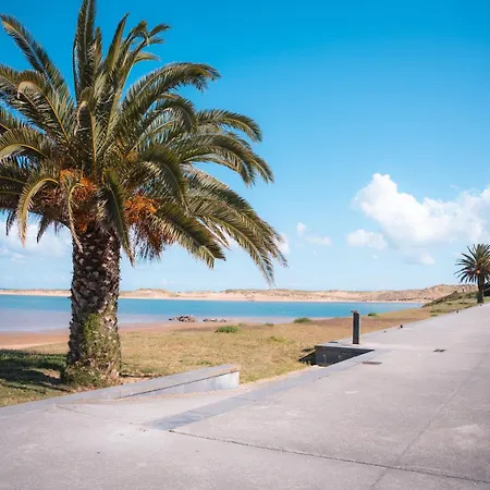 El Mirador De * Могро